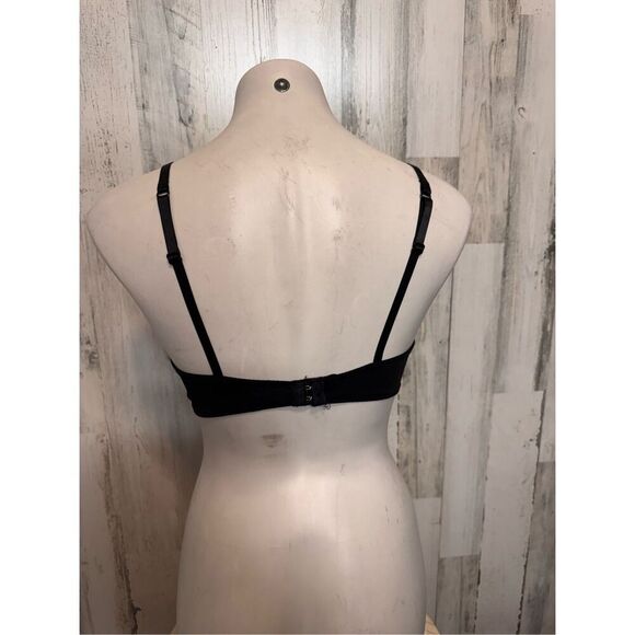 Just be black bra size 36C - Picture 4 of 7